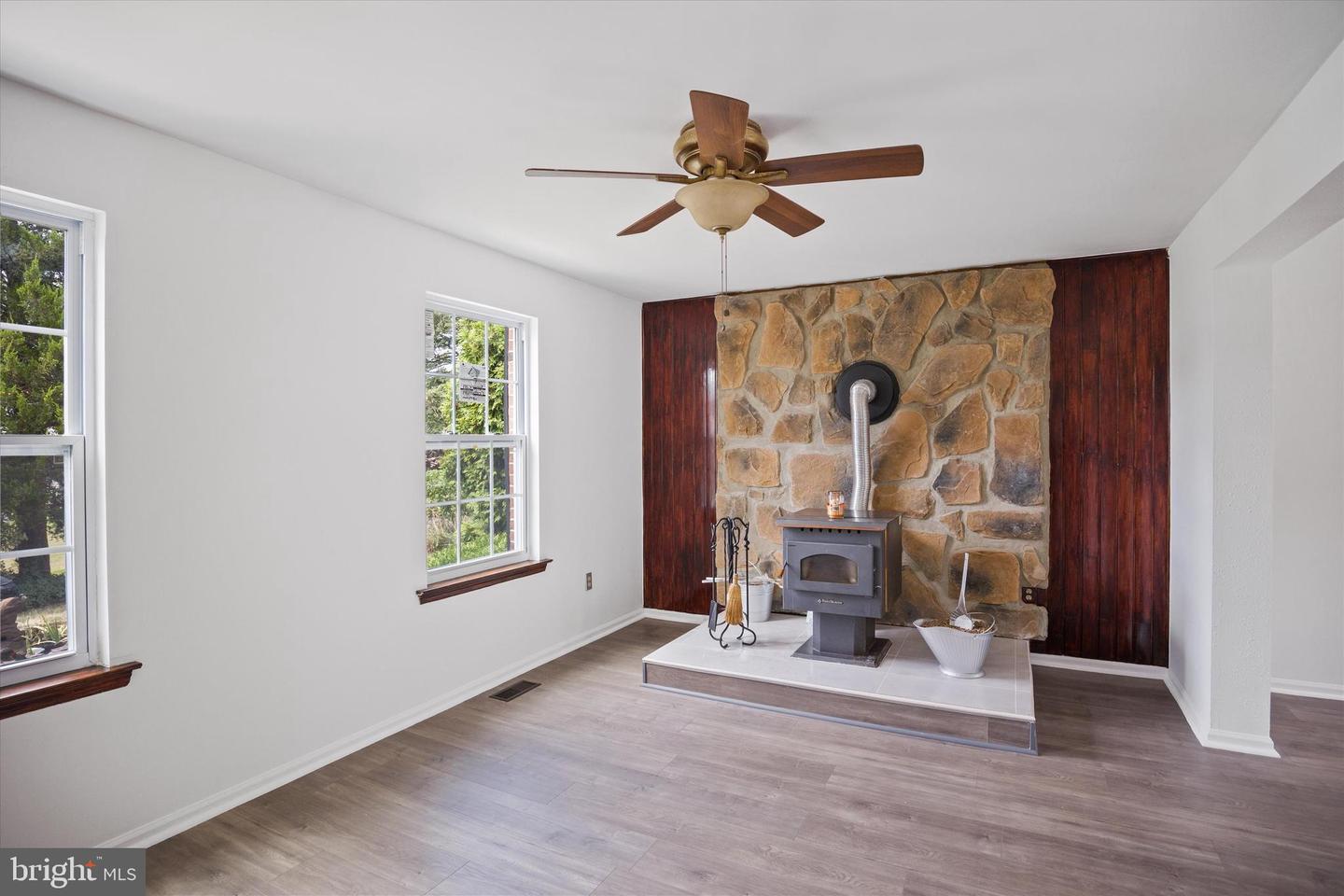 21 Belmont Ct