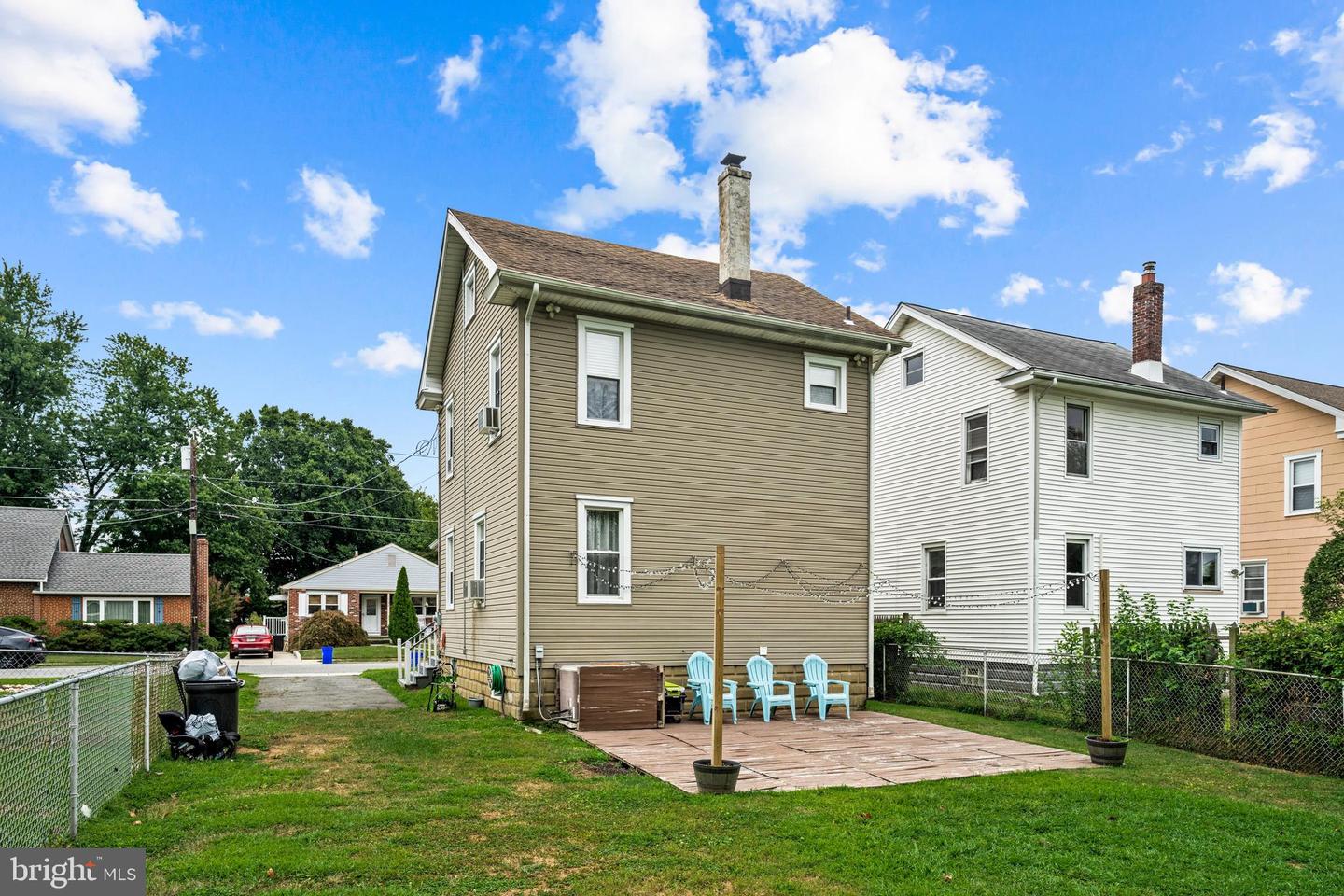 53 Apple Ave