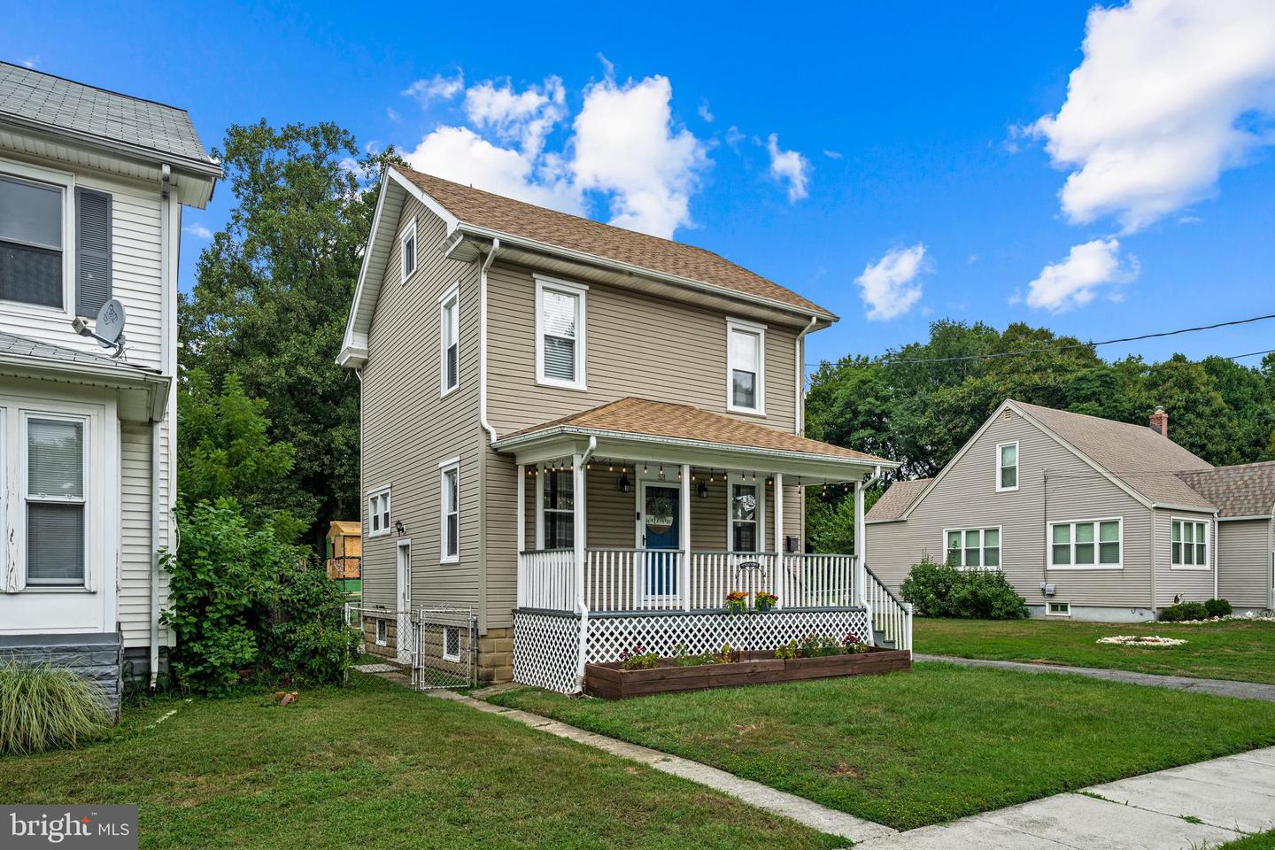 53 Apple Ave