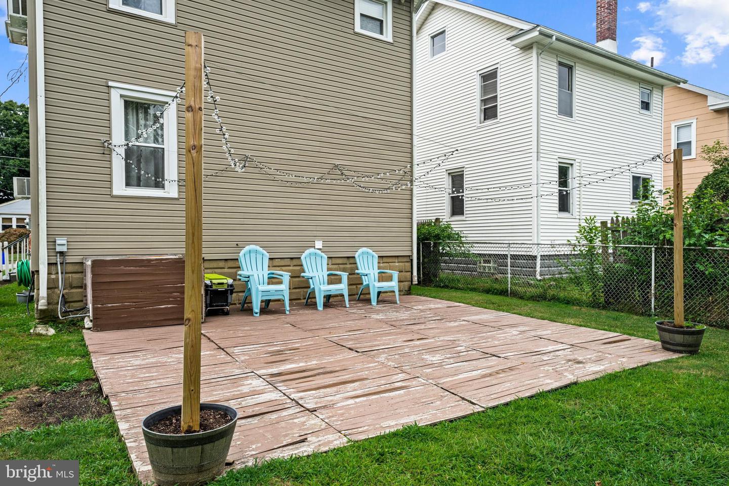 53 Apple Ave