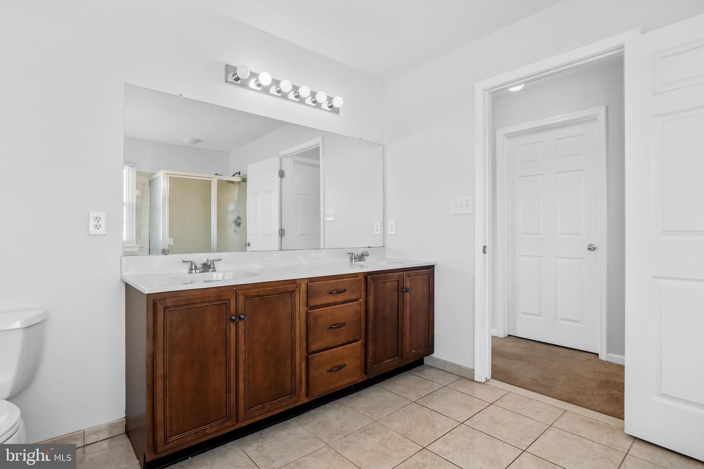 3 Mallards Crest Ct