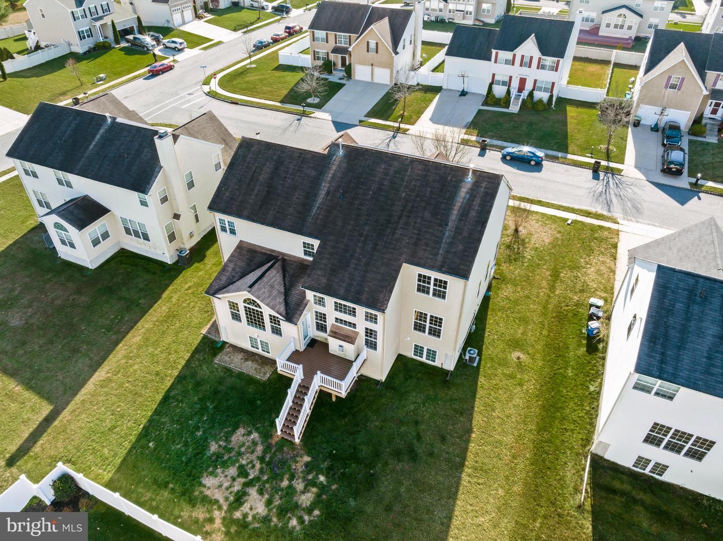 3 Mallards Crest Ct