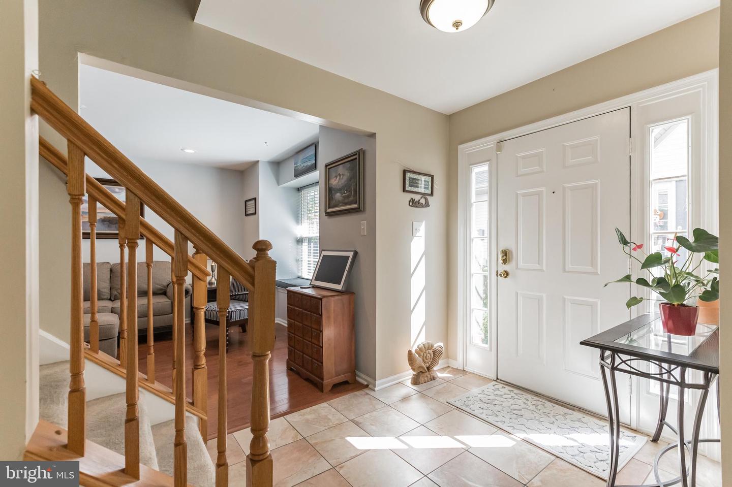 2204 Beacon Hill Dr