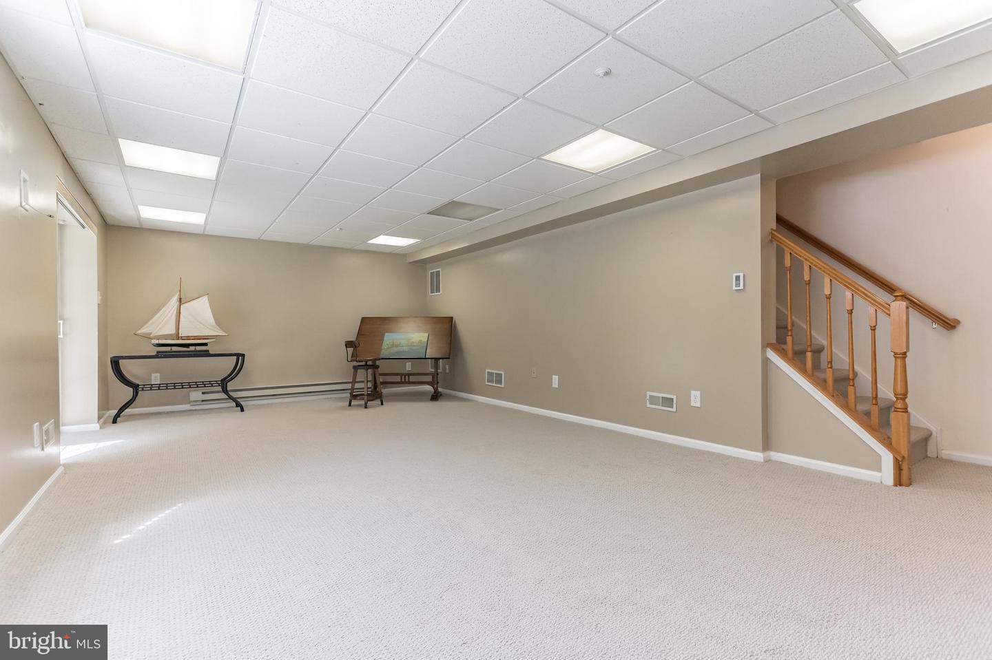 2204 Beacon Hill Dr