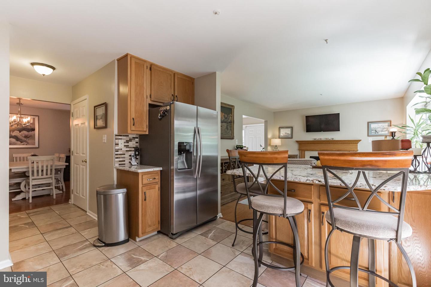 2204 Beacon Hill Dr