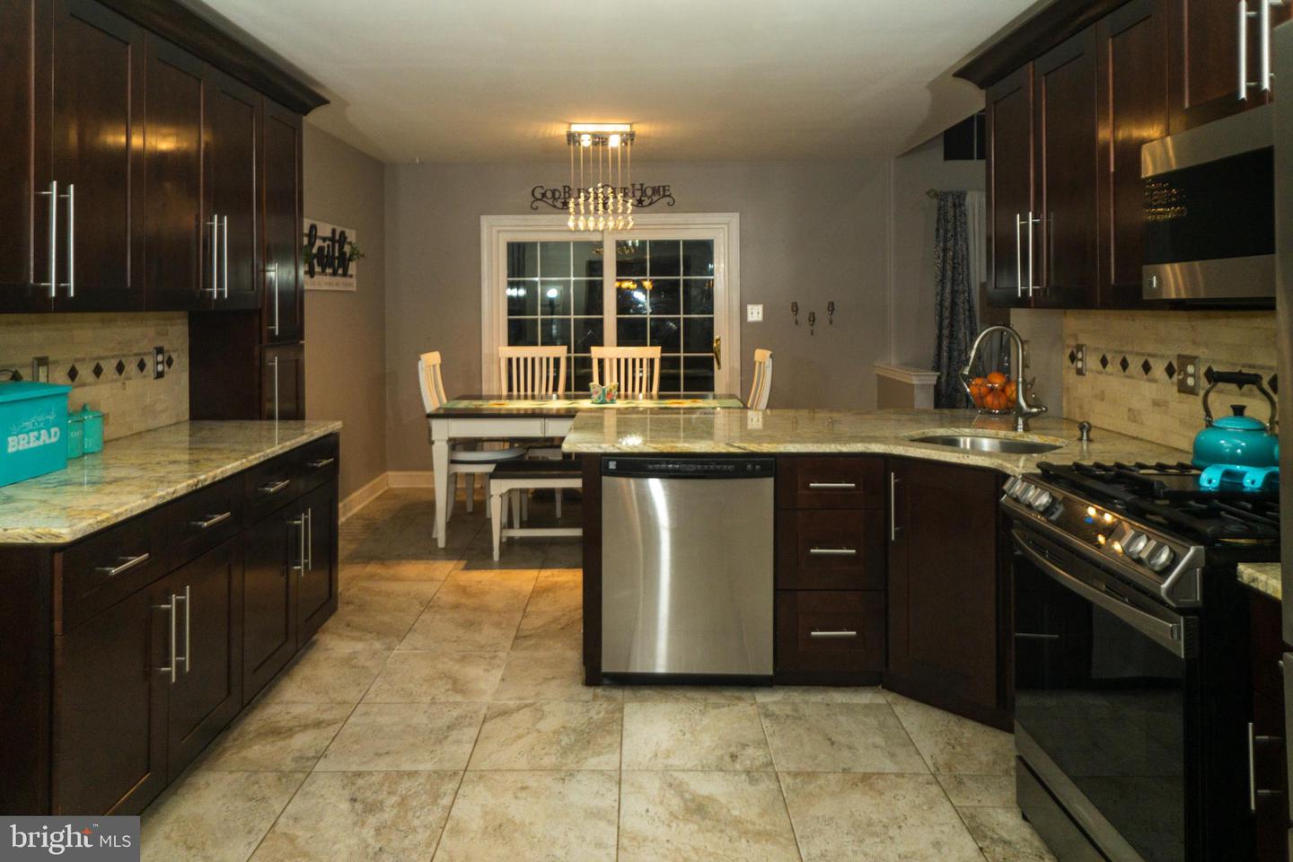 23 Morningstar Ct