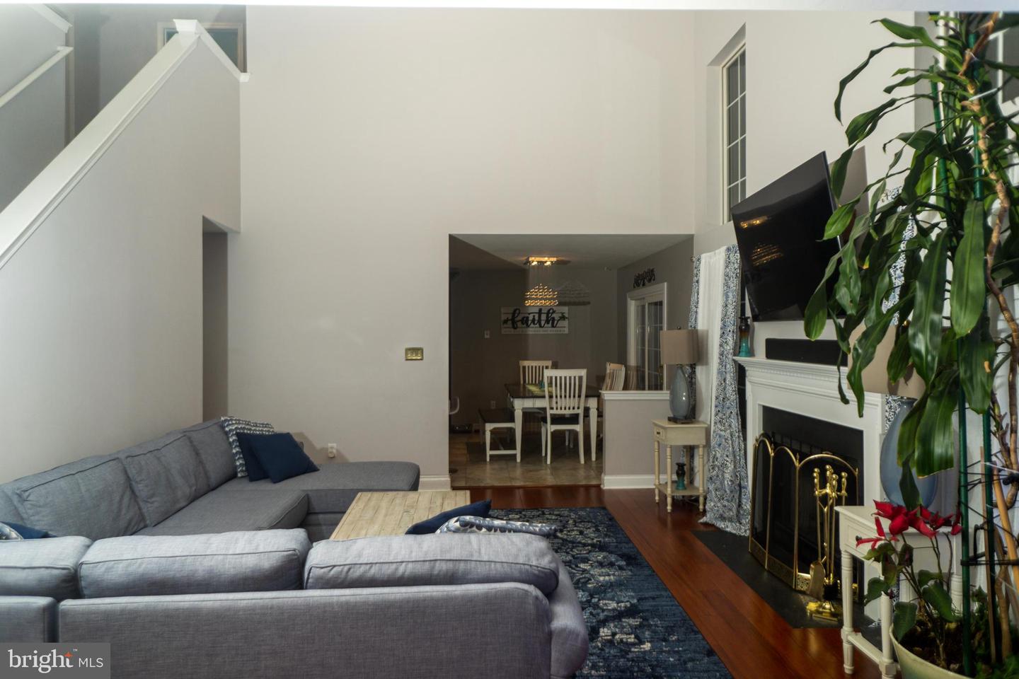 23 Morningstar Ct