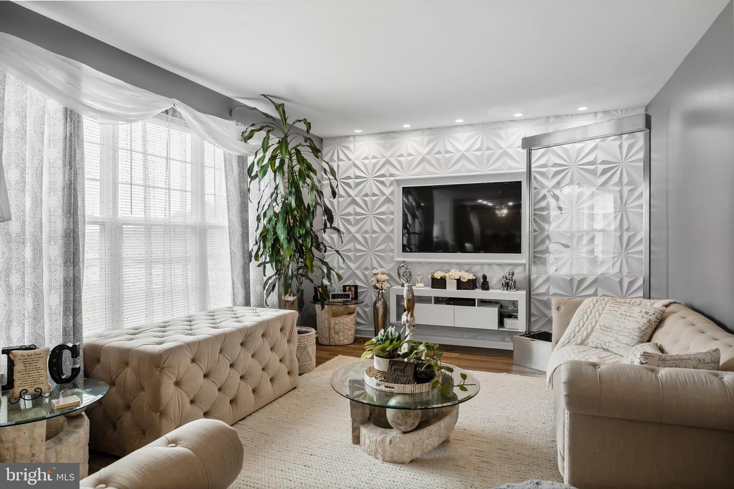 36 English Ivy Dr