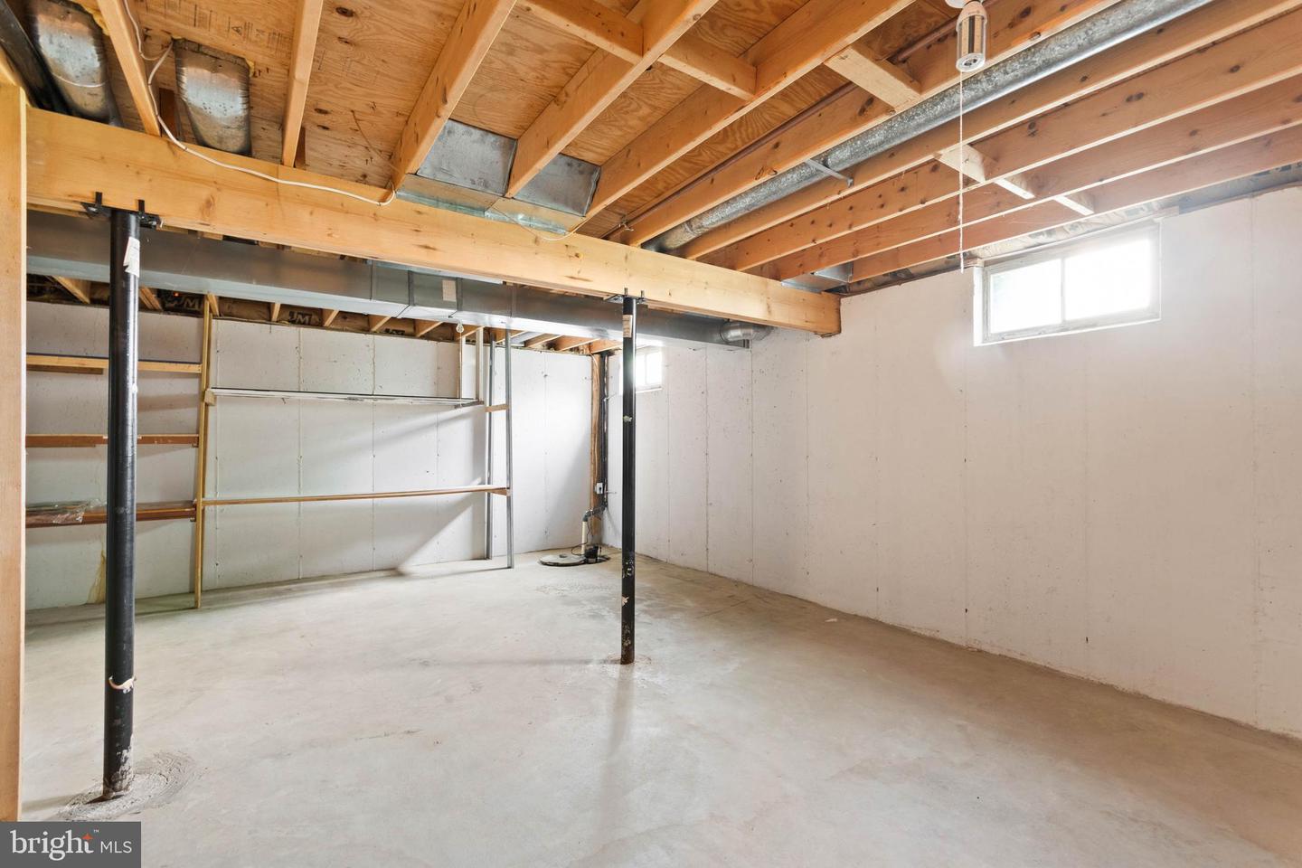 13 Larkspur Cir
