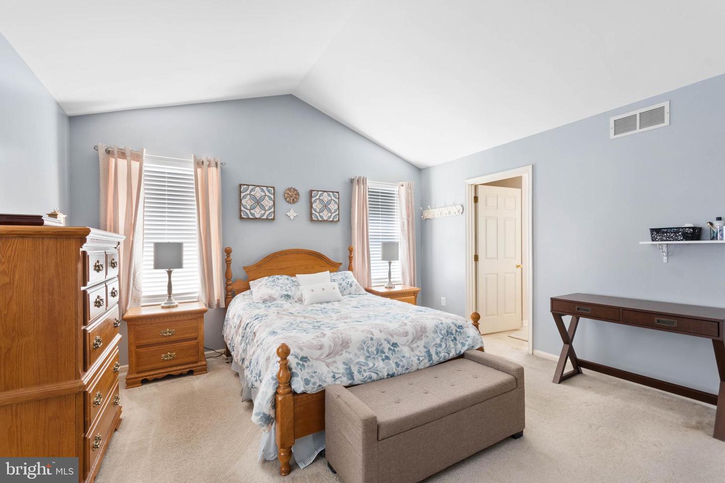 13 Larkspur Cir
