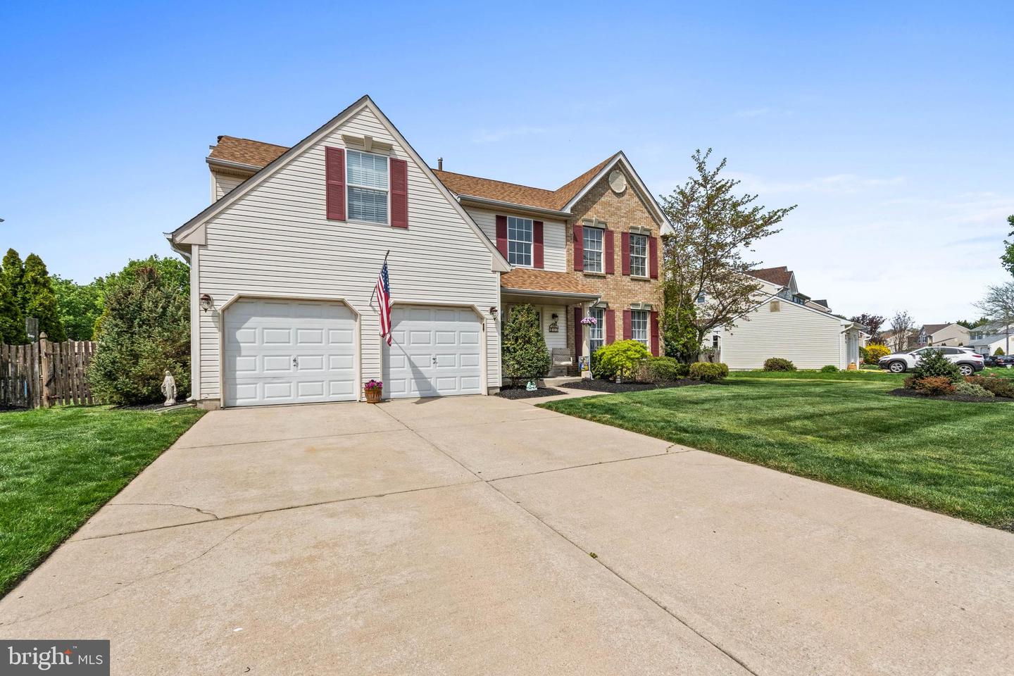 13 Larkspur Cir