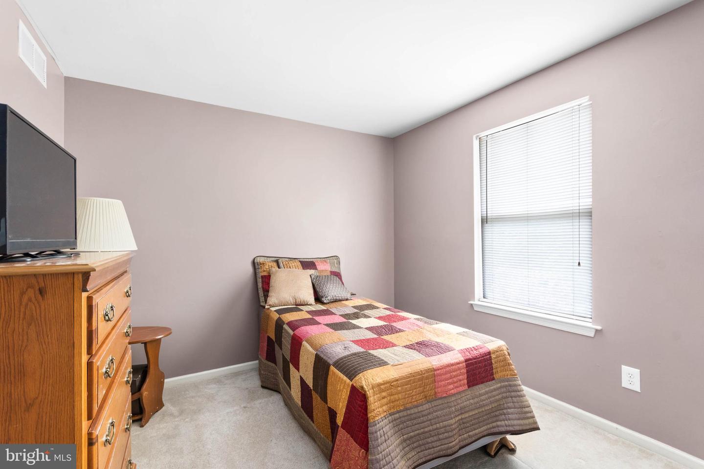 13 Larkspur Cir