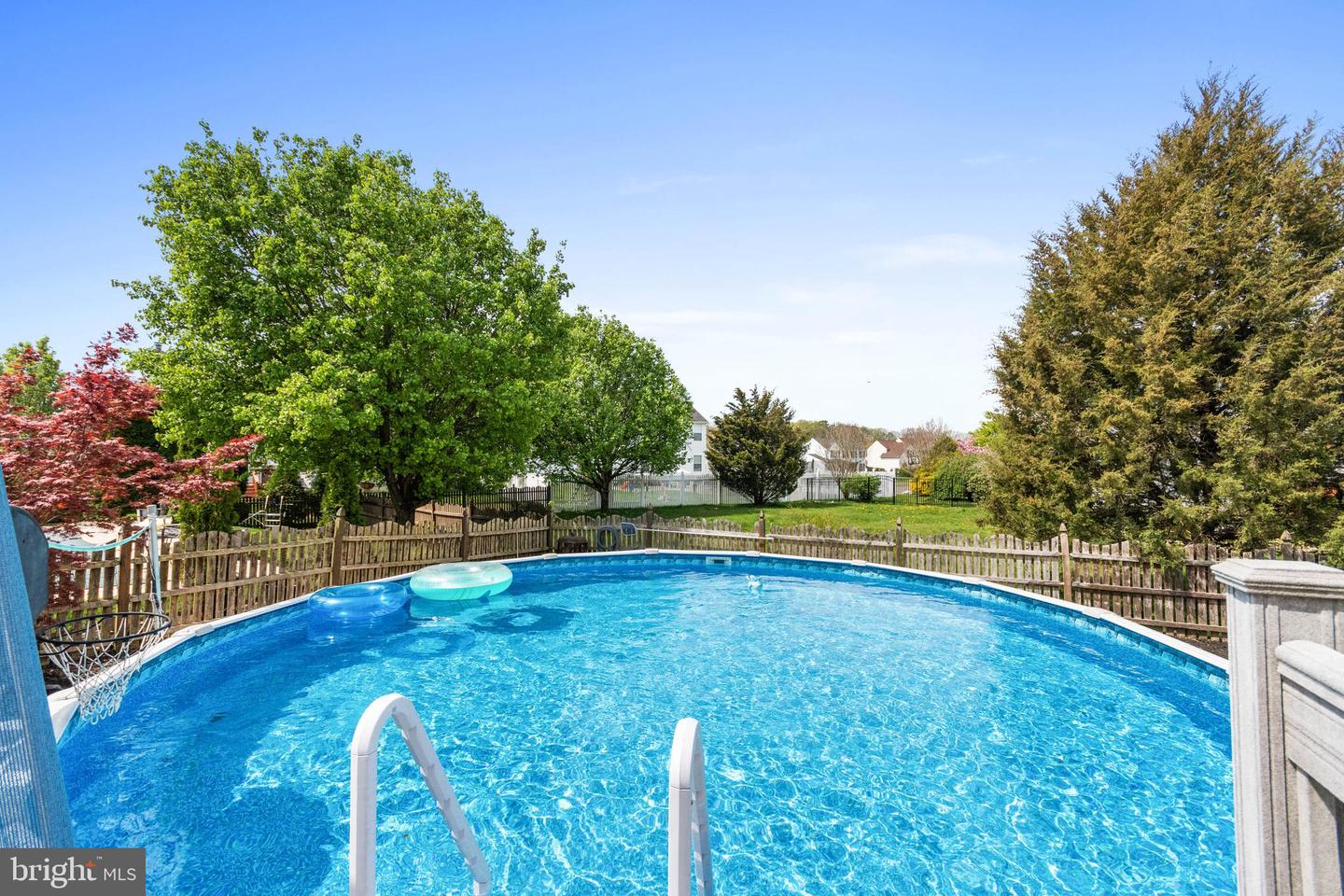 13 Larkspur Cir