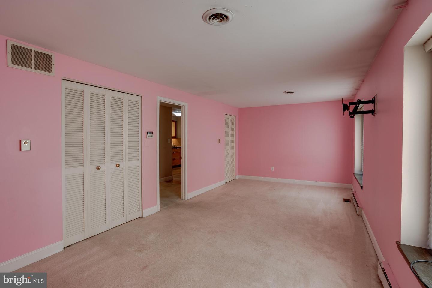 326 Old White Horse Pike