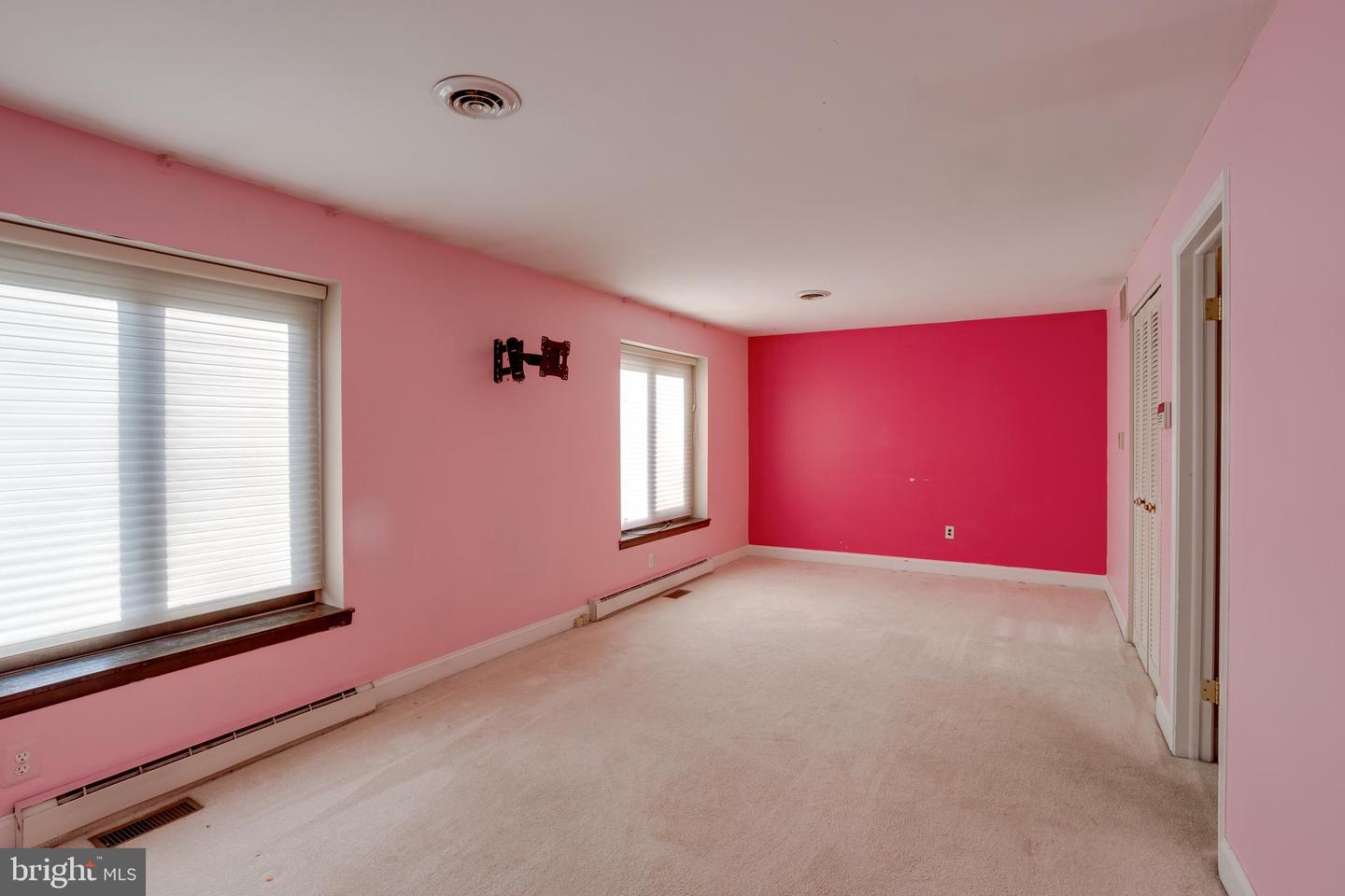 326 Old White Horse Pike