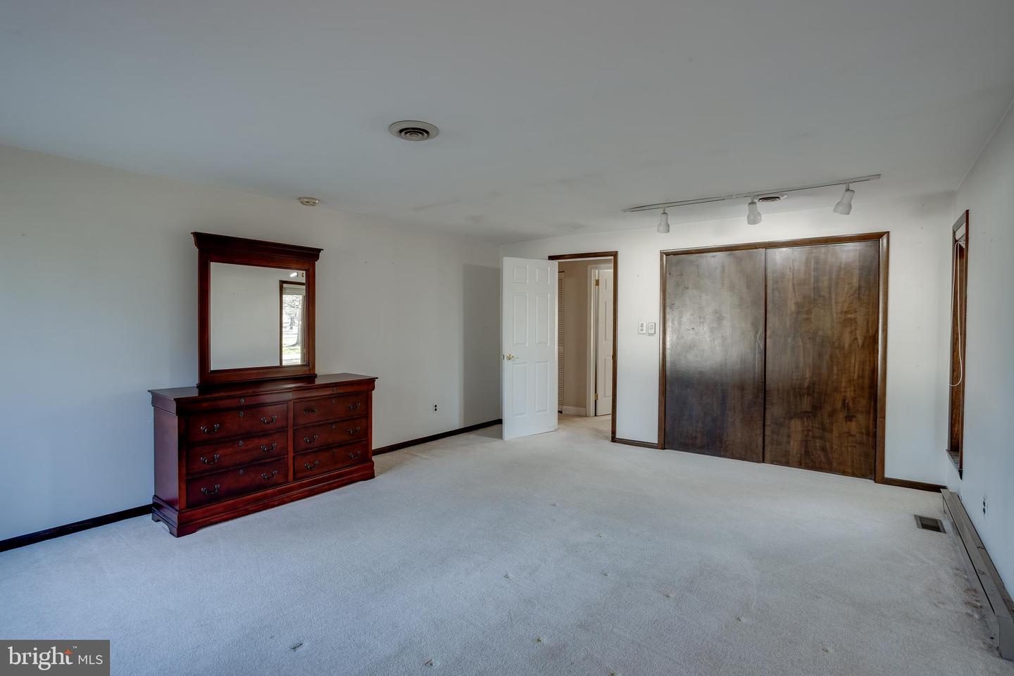 326 Old White Horse Pike