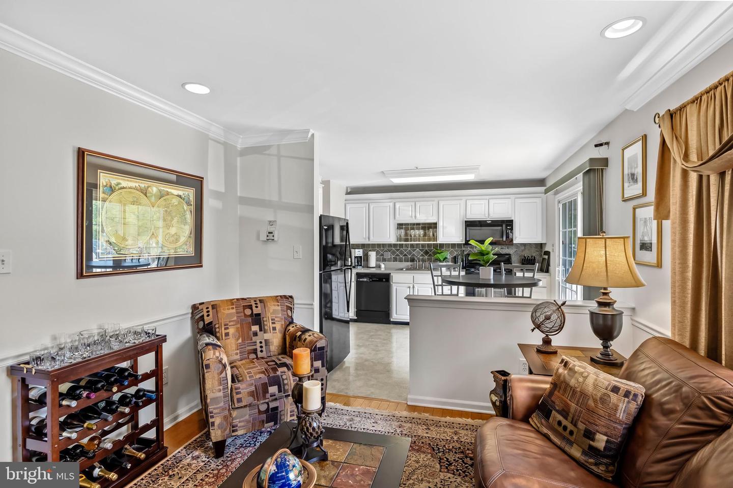 2101 Beacon Hill Dr