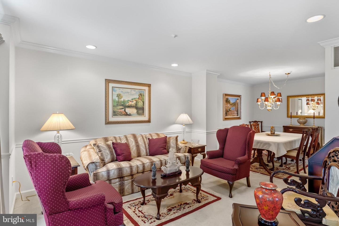 2101 Beacon Hill Dr