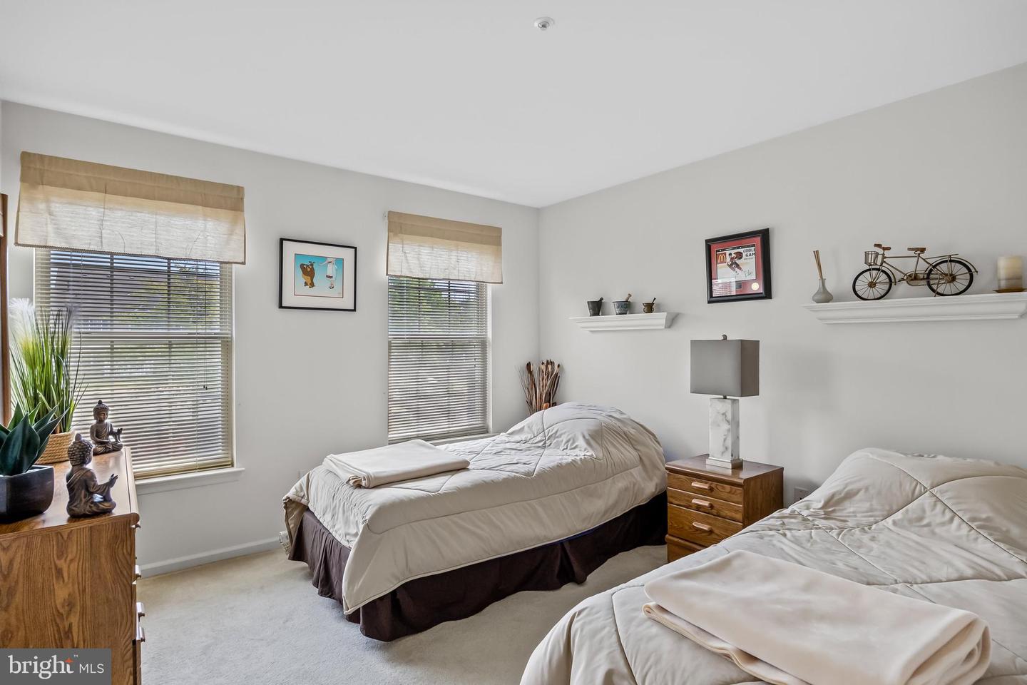 2101 Beacon Hill Dr