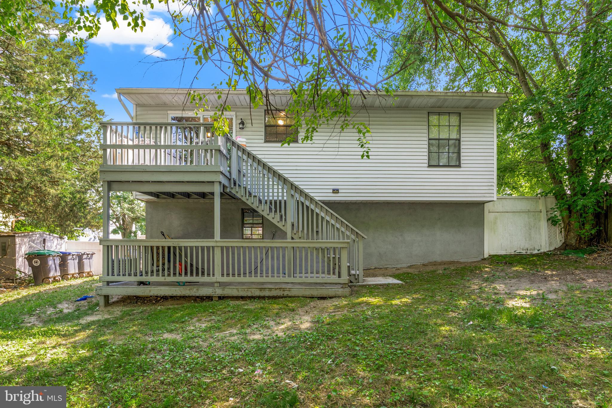 327 6th Ave