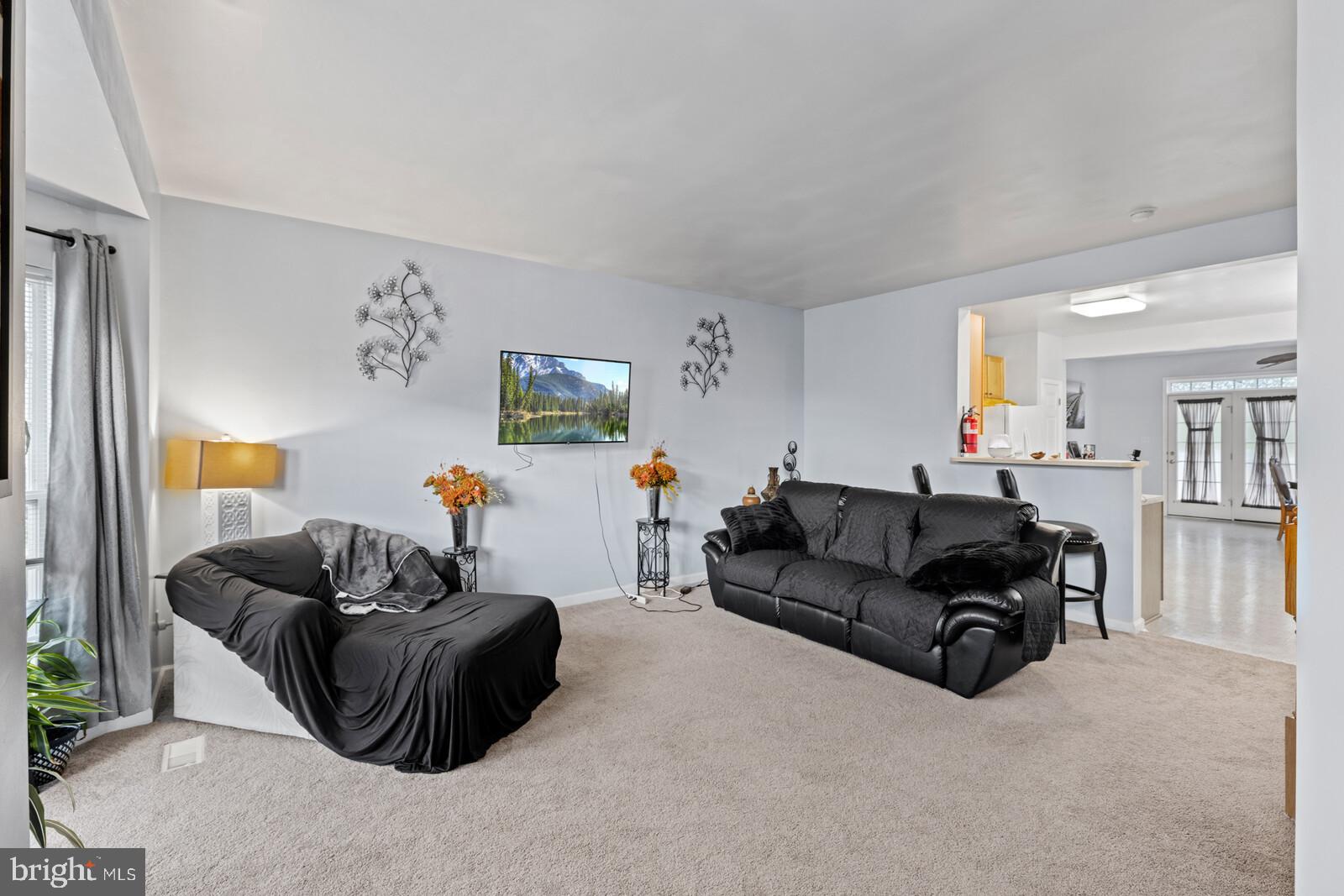 66 Colts Neck Dr