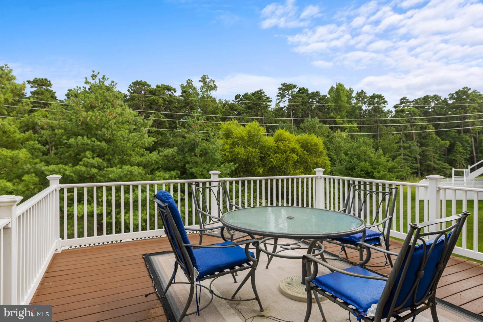 66 Colts Neck Dr