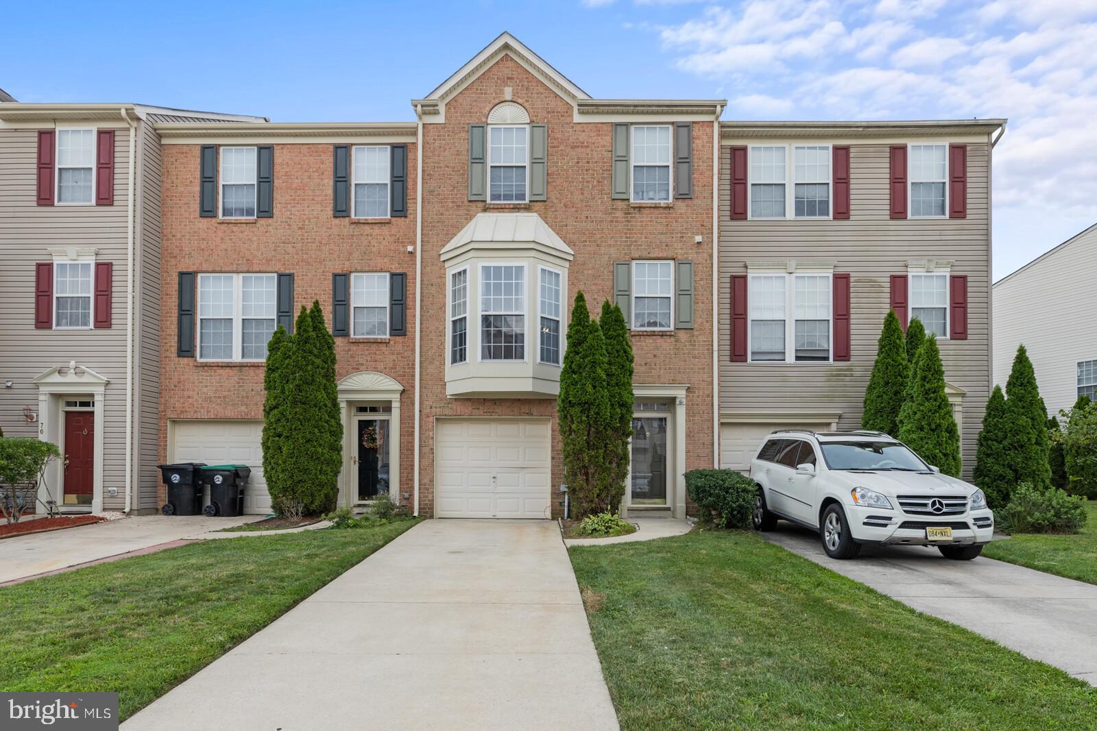 66 Colts Neck Dr