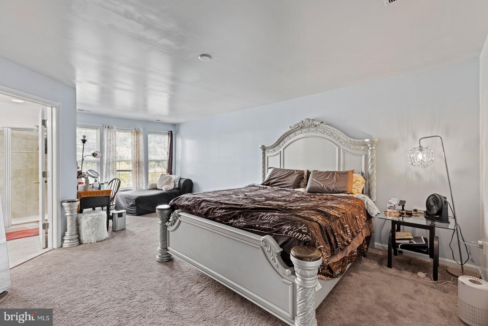 66 Colts Neck Dr