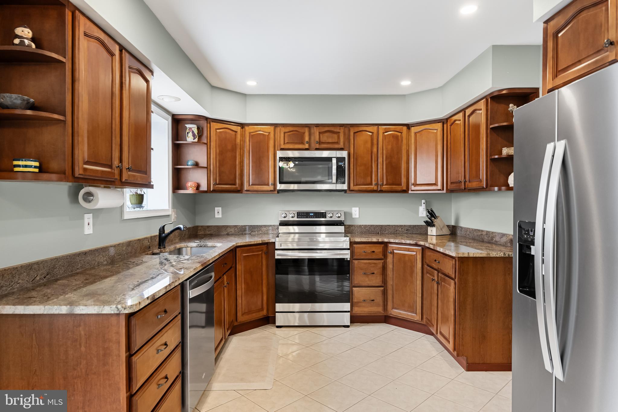 10 Asperula Dr