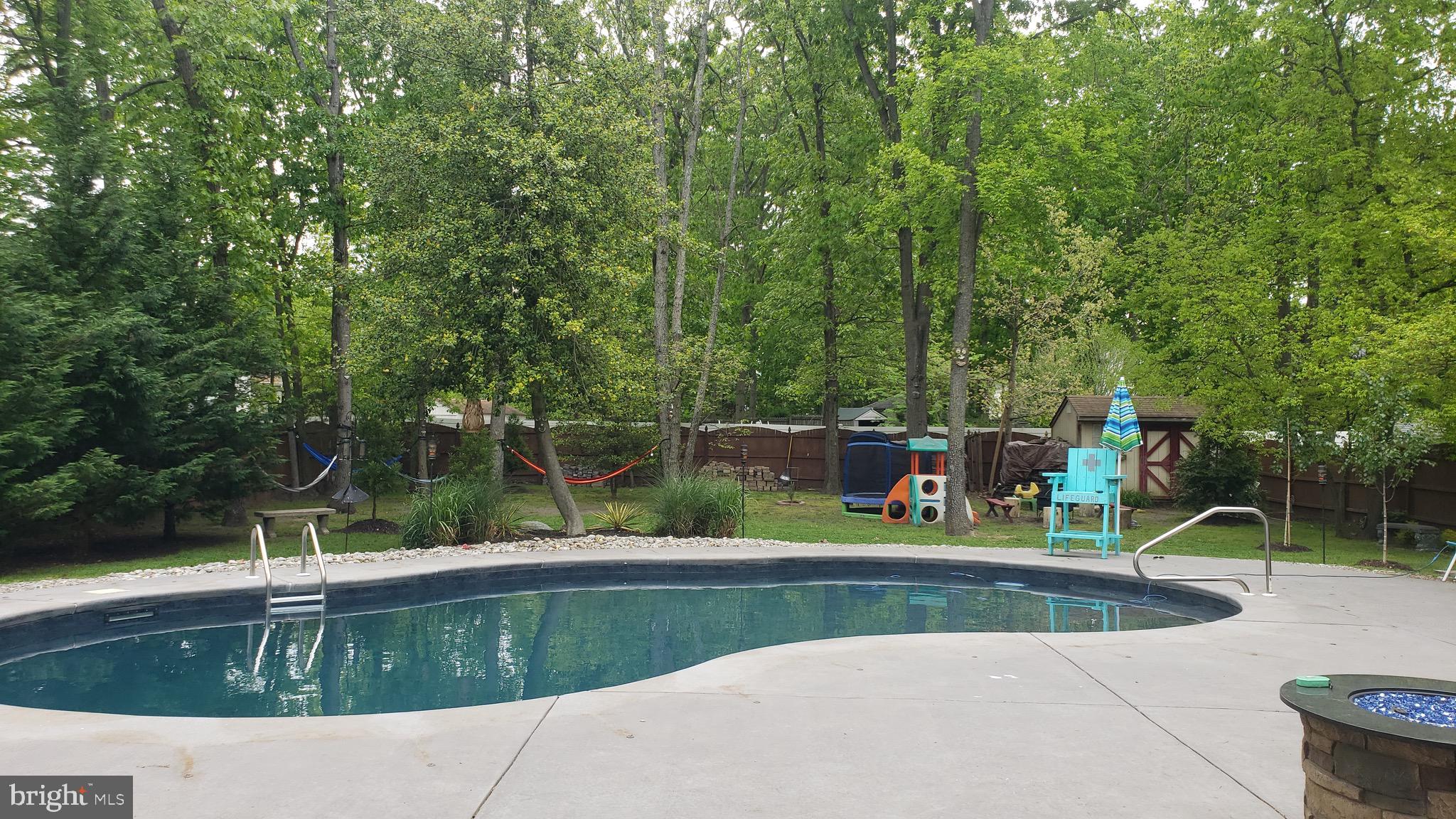 71 Aberdeen Dr