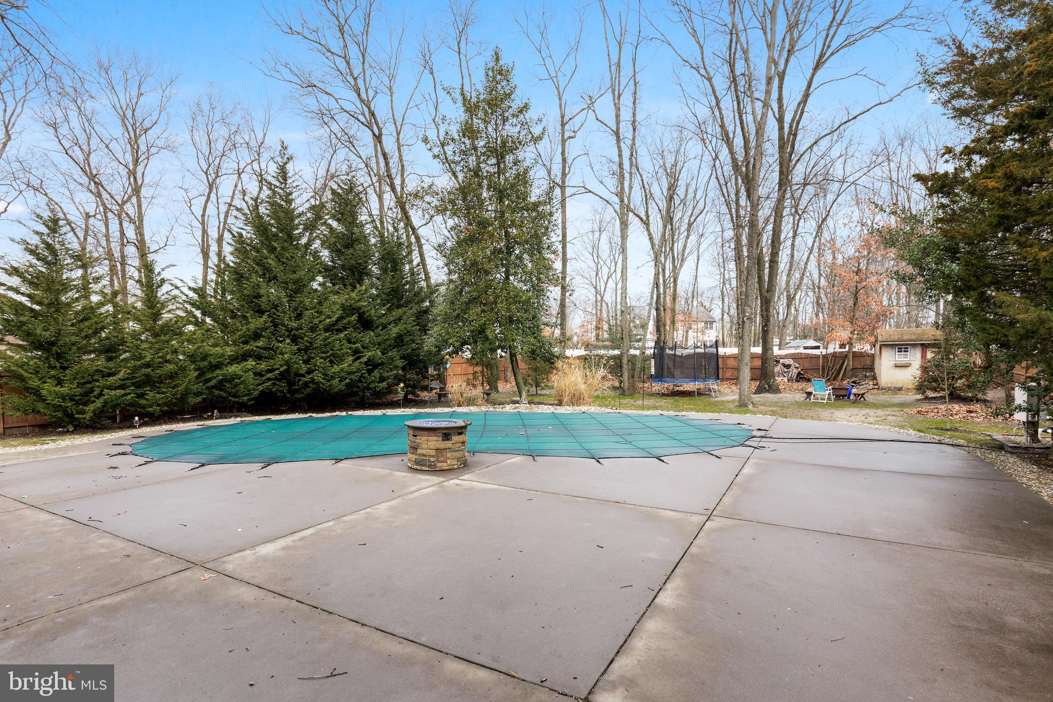 71 Aberdeen Dr