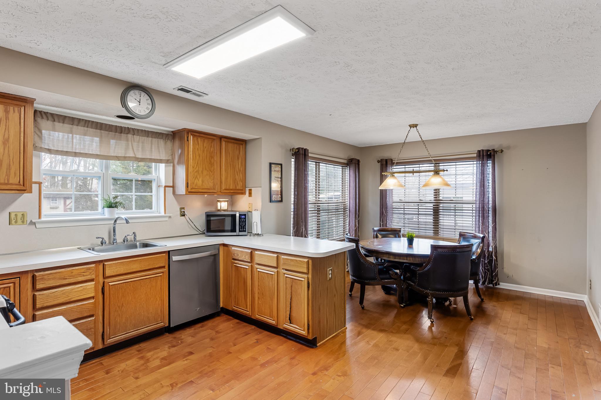 71 Aberdeen Dr