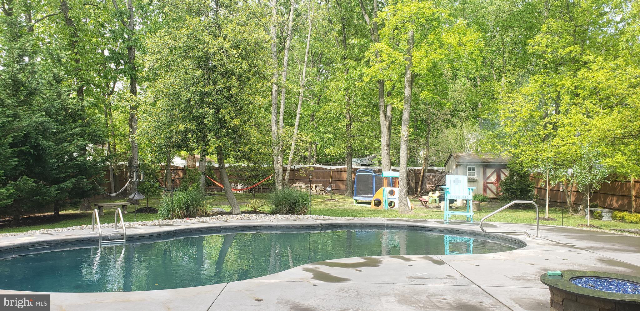 71 Aberdeen Dr