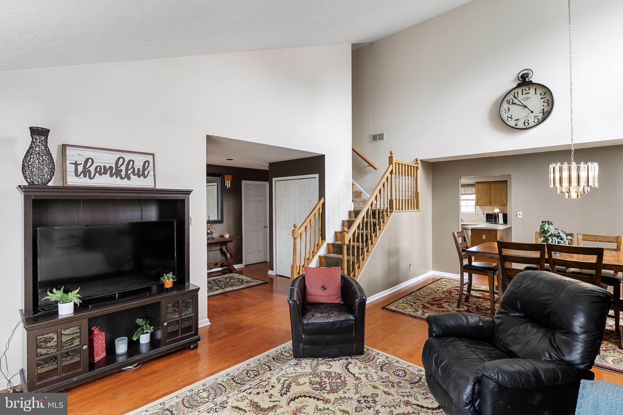 71 Aberdeen Dr