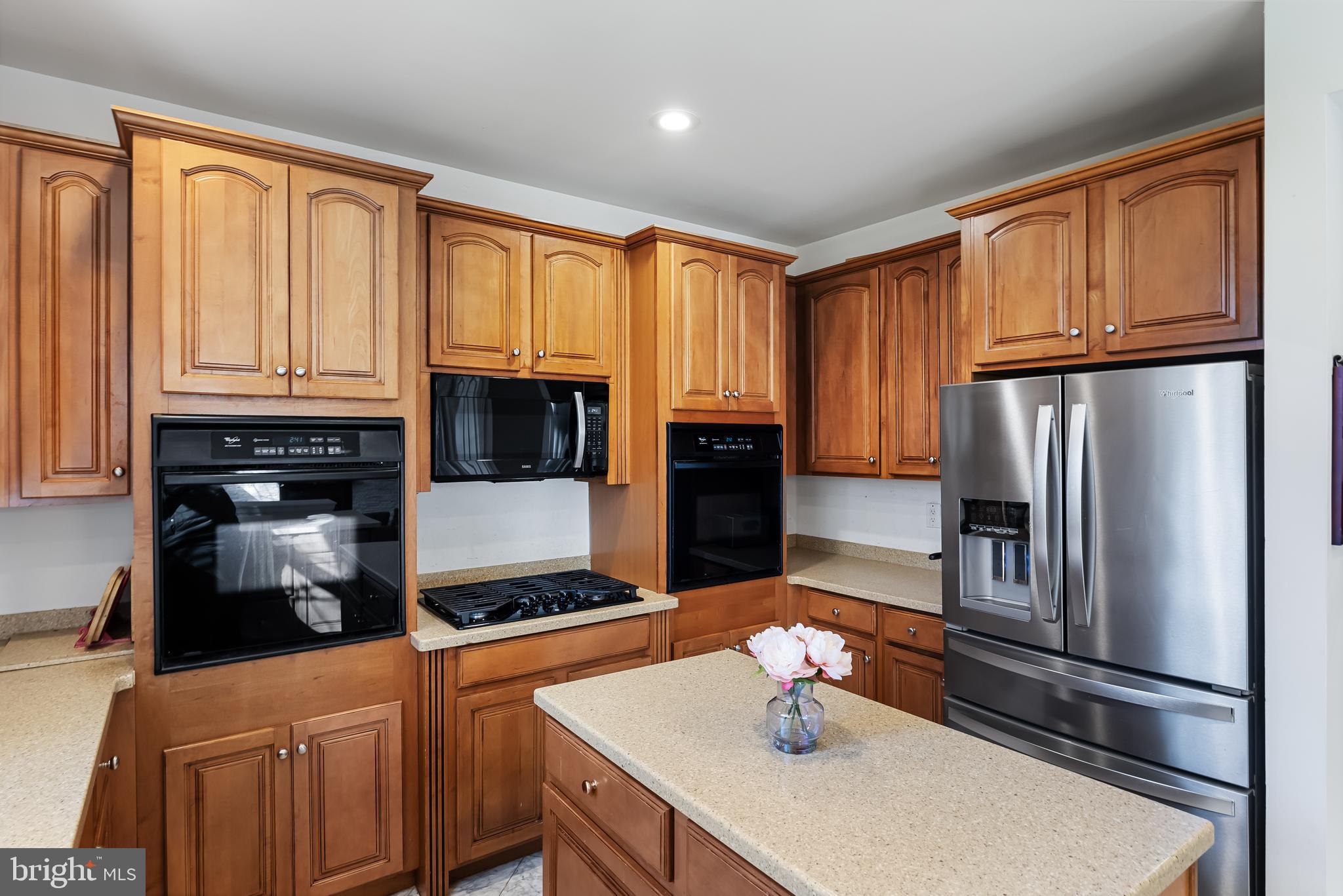 1 Elena Ct