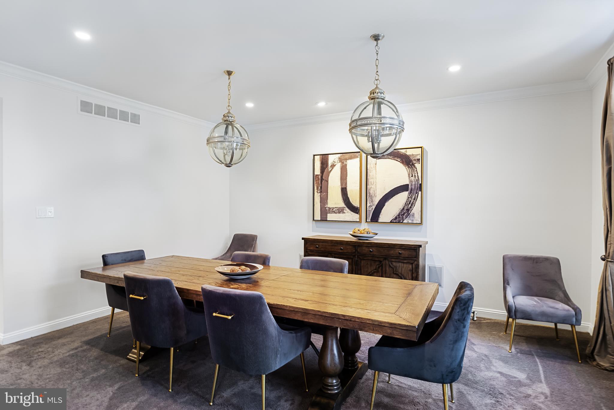 1 Elena Ct