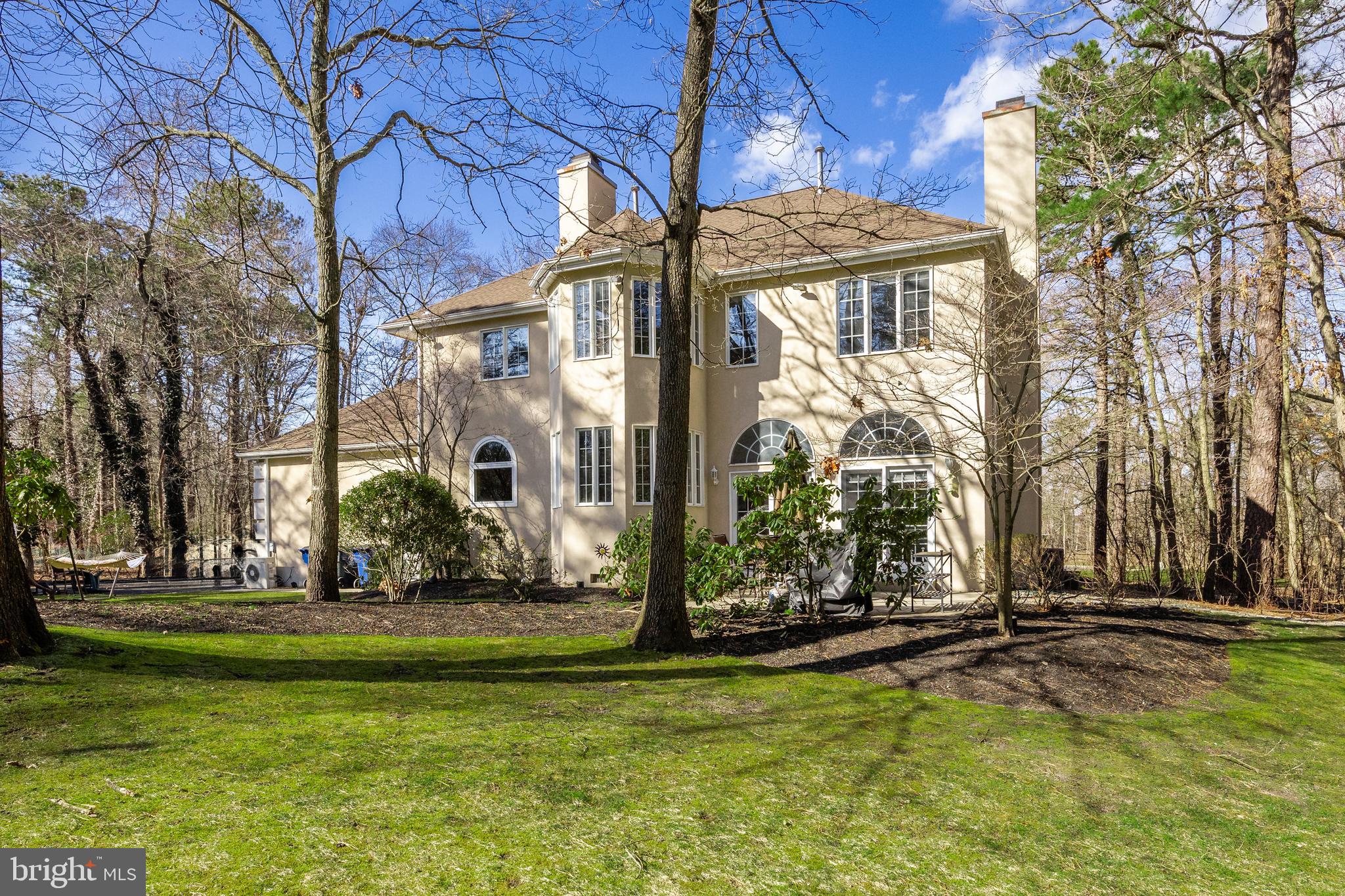 1 Elena Ct