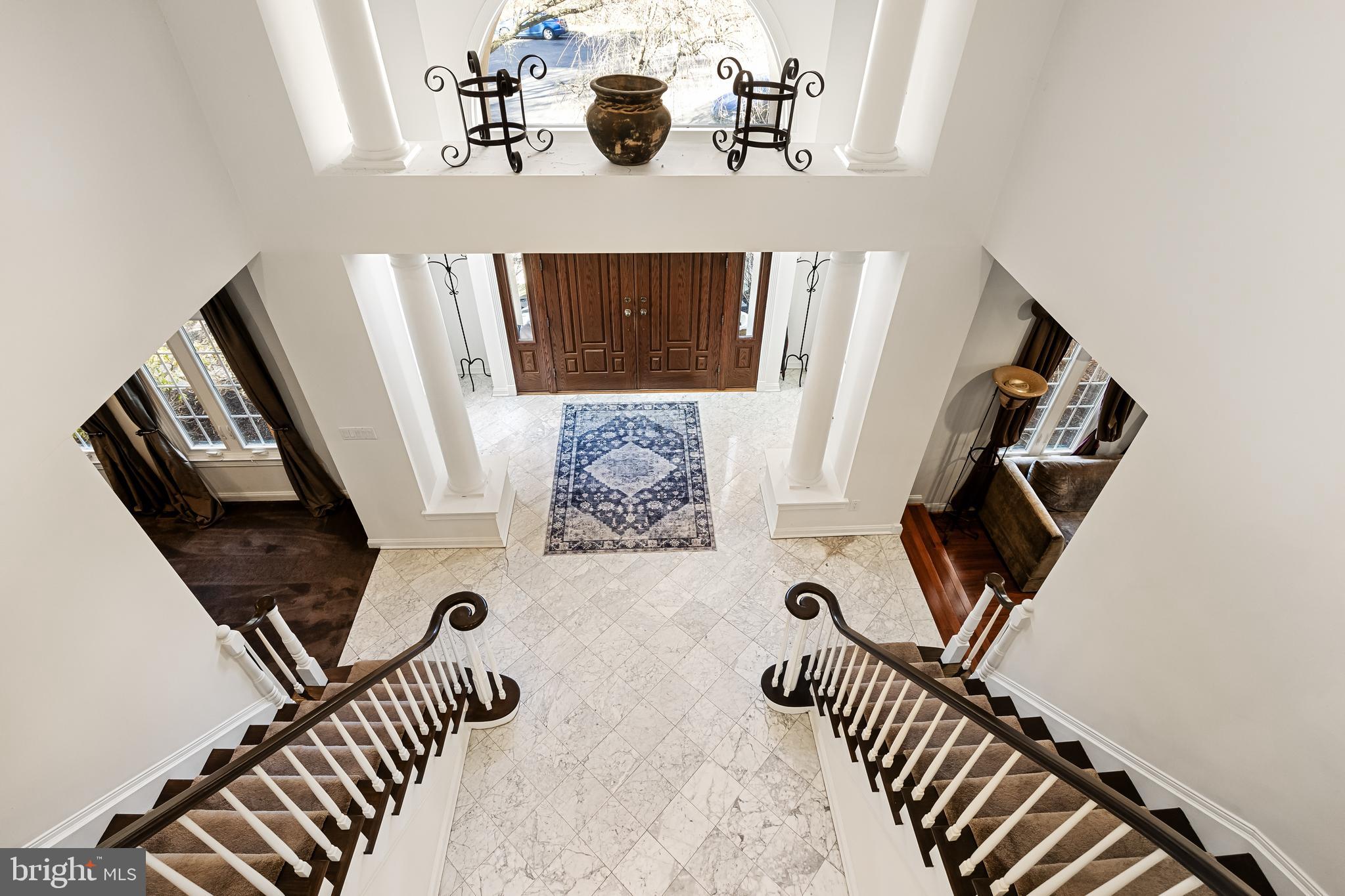1 Elena Ct