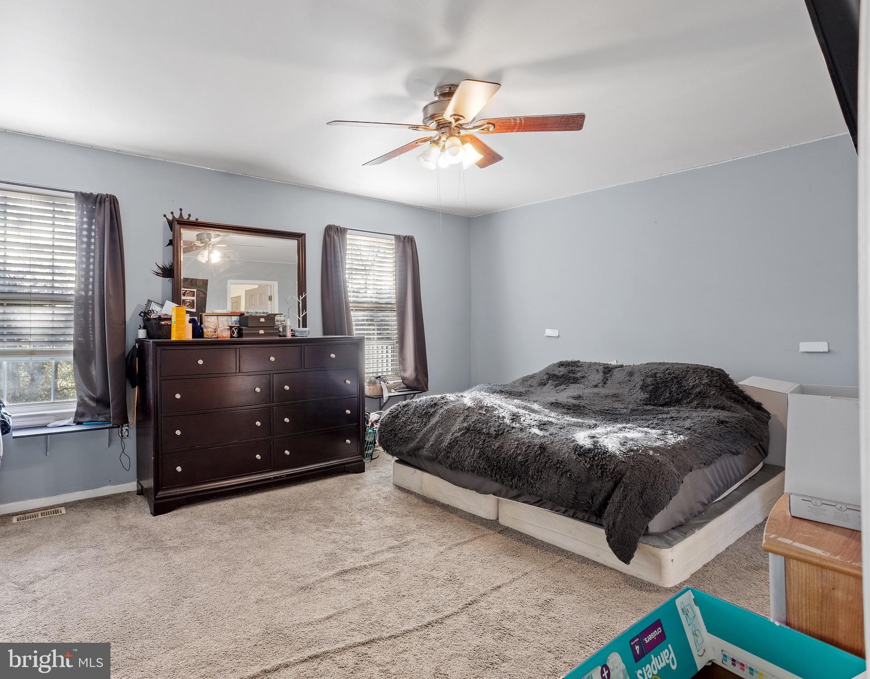 2227 Laurie Ct