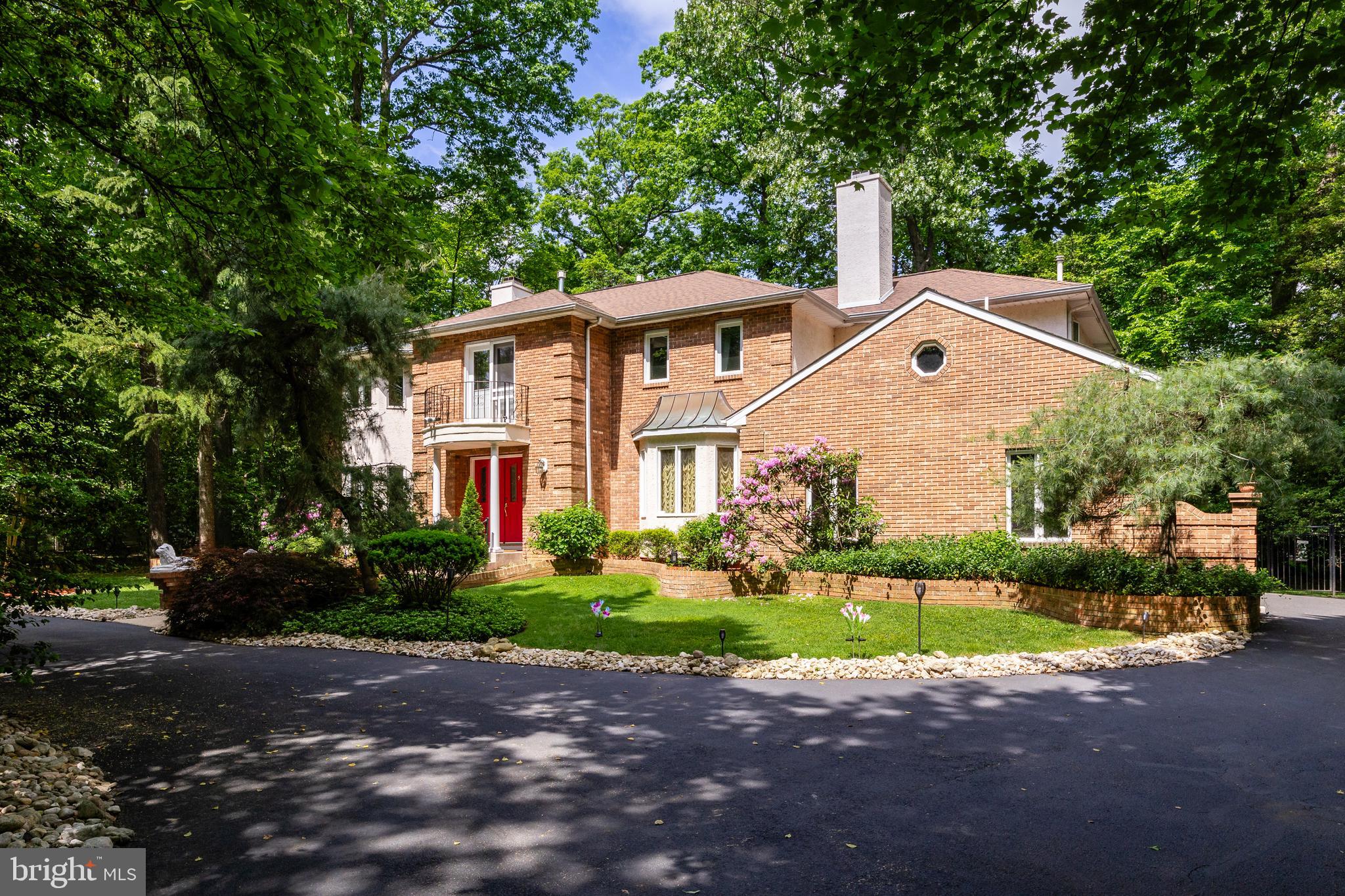 1402 White Horse Rd