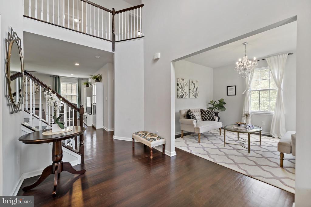 9 Lynn Ct