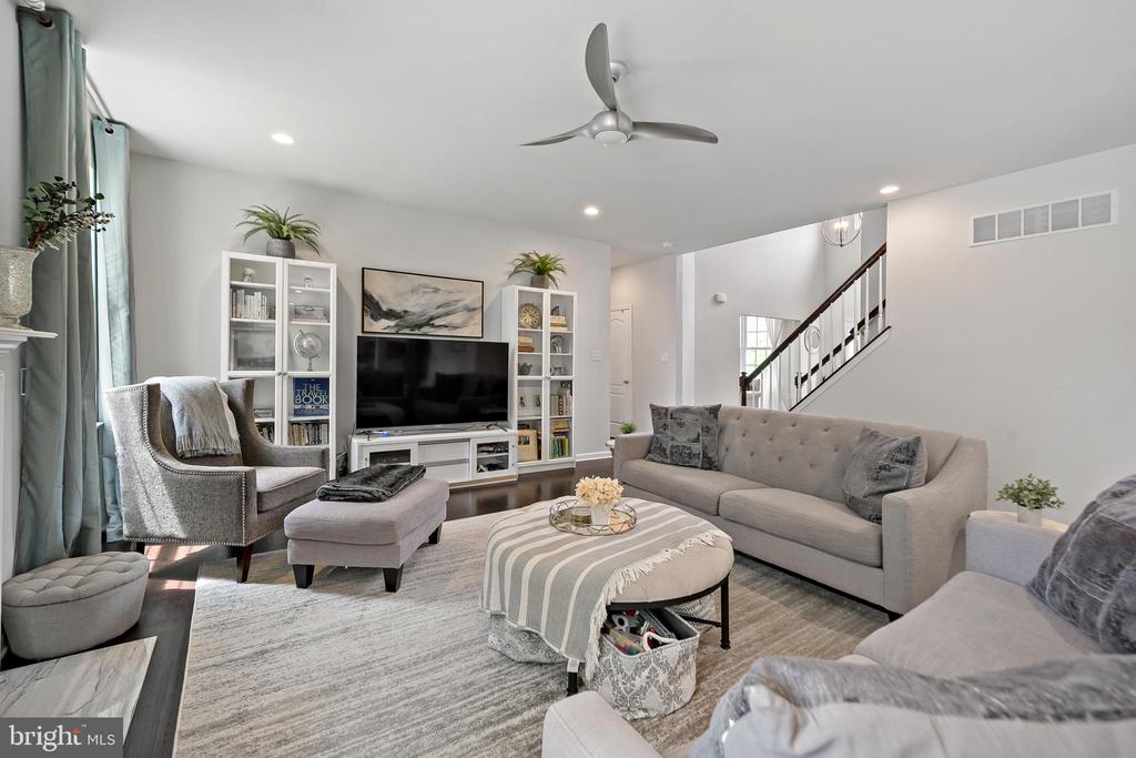 9 Lynn Ct