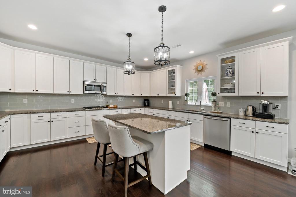 9 Lynn Ct