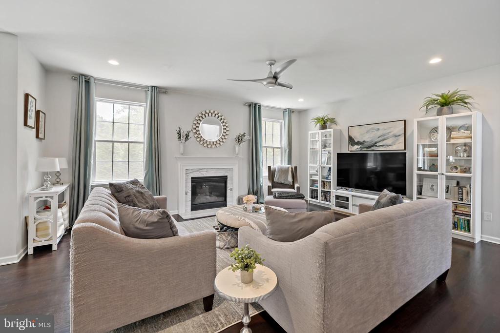 9 Lynn Ct
