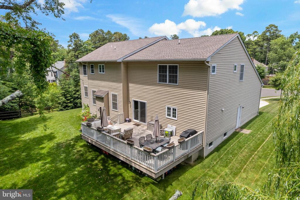 9 Lynn Ct