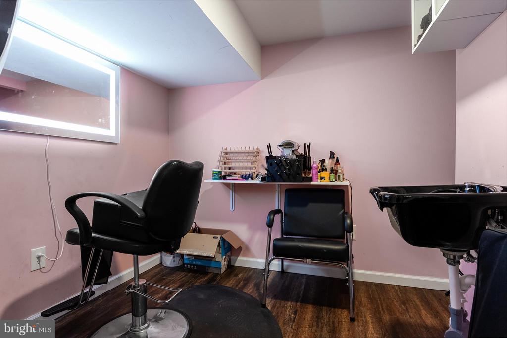 545 Hickstown Rd