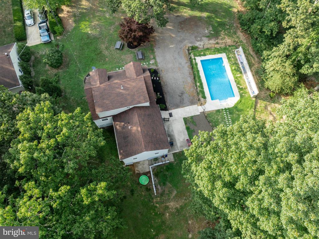 545 Hickstown Rd