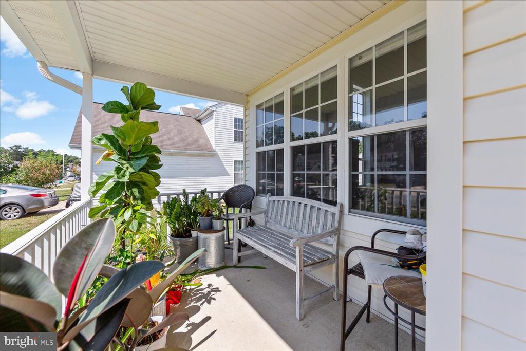 42 Charleston Dr
