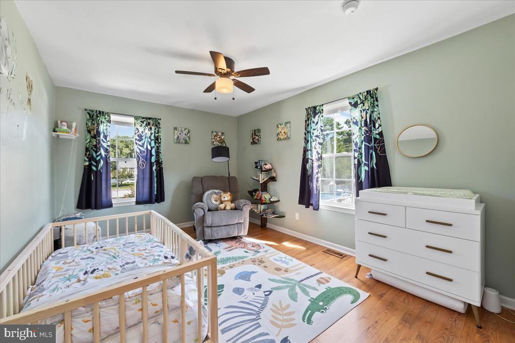 42 Charleston Dr