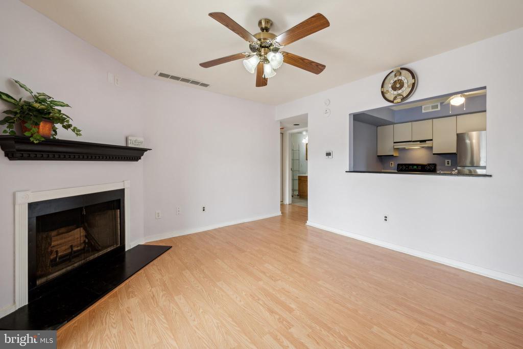 1901 Roberts Way